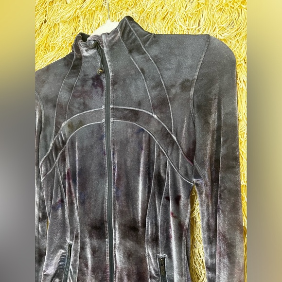 Lululemon💎NWOT💎Define Jacket *Velour💎
Interstellar Dark Grey Multi💎Size 4 - Picture 6 of 16